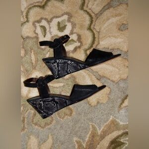 Attilio Giusti Leombruni (AGL) Black Leather Ankle Strap Heels